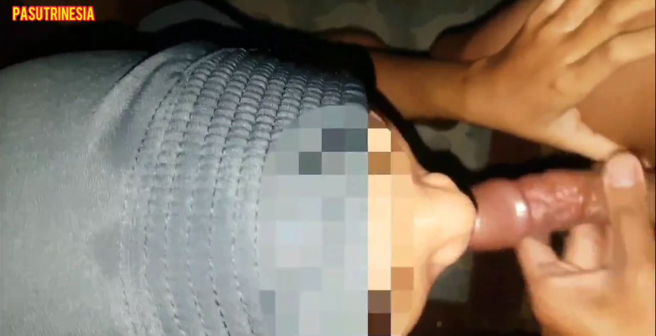ABG Hijab Lugu Tapi Pas Ayang Crt Minta Di Keluarin Di Mulut Langsung Di Telen